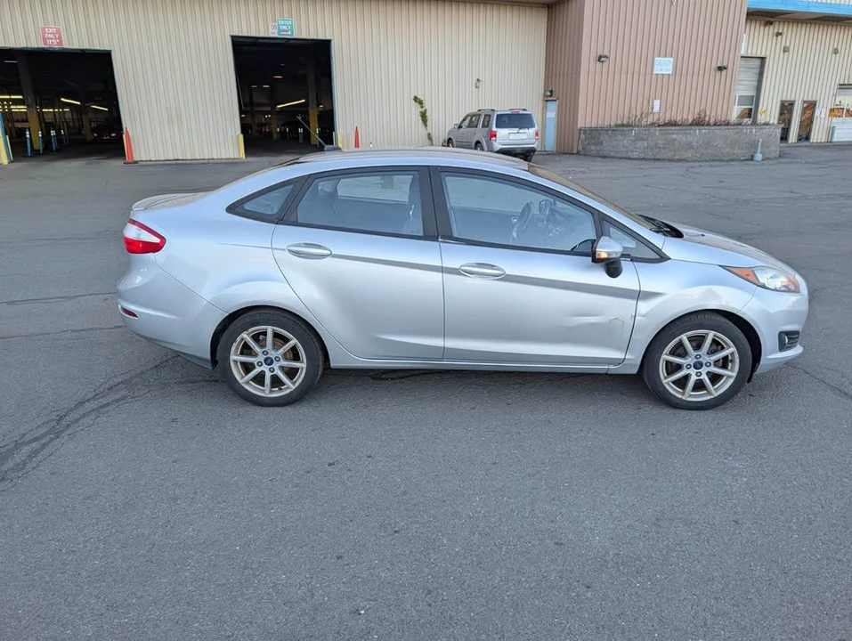 2016 Ford Fiesta - Image 5 of 12