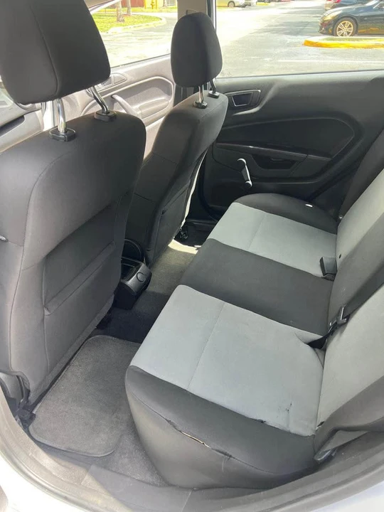 2016 Ford Fiesta - Image 8 of 11