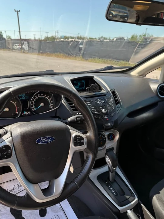 2016 Ford Fiesta - Image 7 of 9