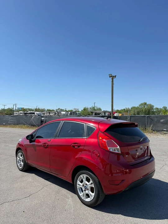 2016 Ford Fiesta - Image 5 of 9
