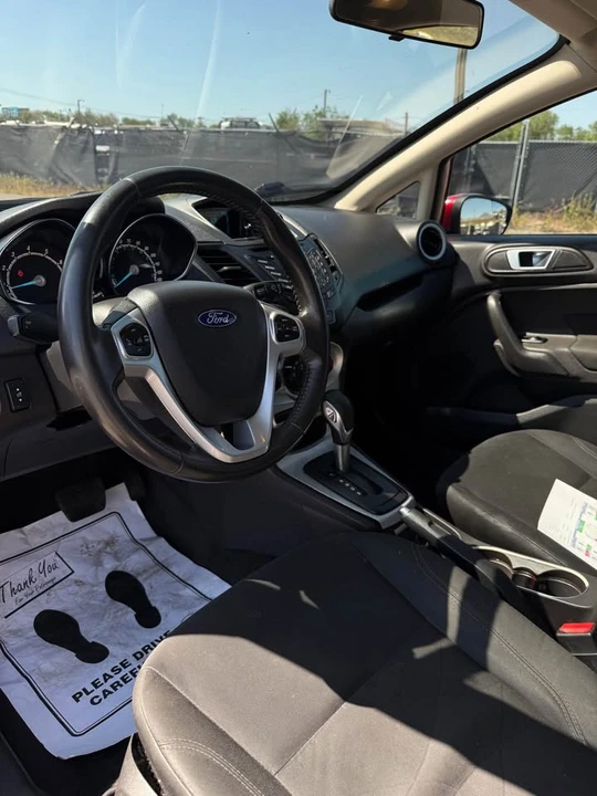 2016 Ford Fiesta - Image 6 of 9