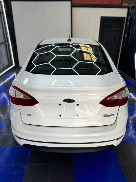 2016 Ford Fiesta - Image 5 of 11