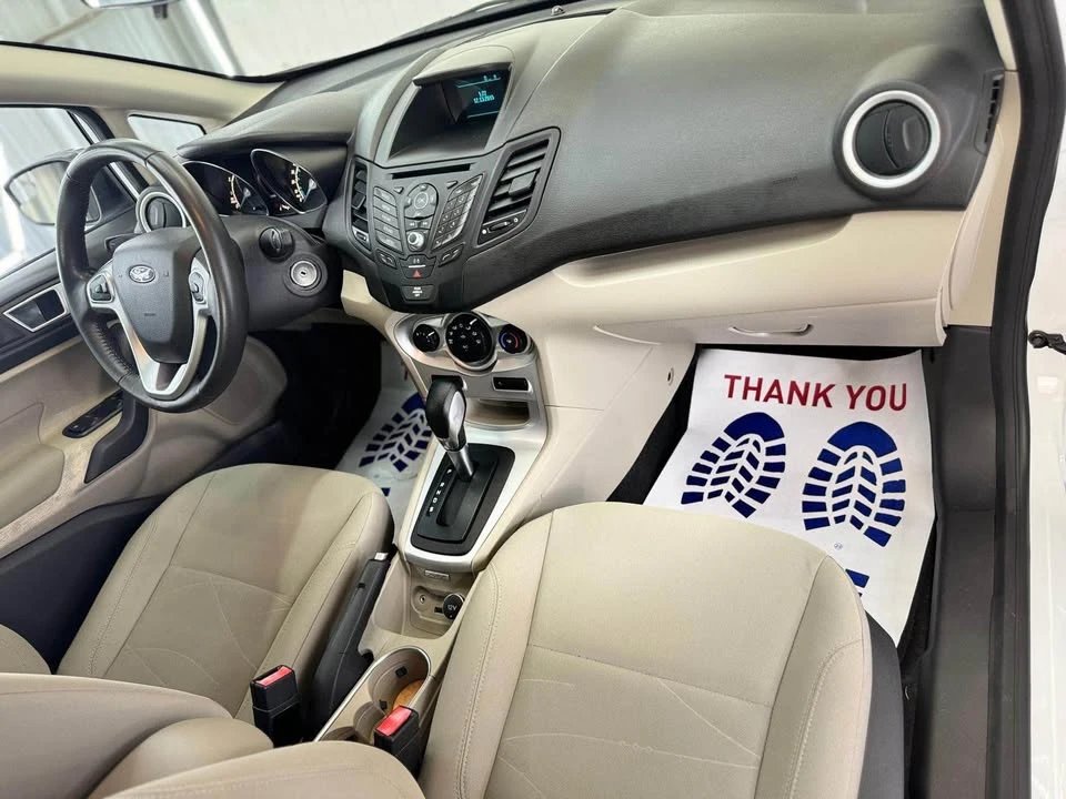 2016 Ford Fiesta - Image 11 of 13