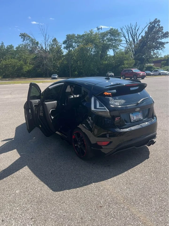 2016 Ford Fiesta - Image 6 of 7