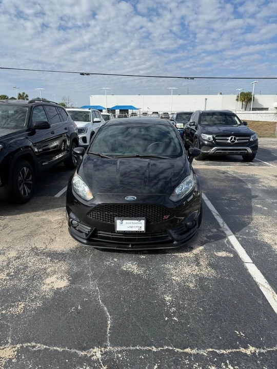 2016 Ford Fiesta - Image 2 of 9