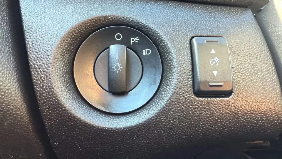 2016 Ford Fiesta - Image 19 of 20