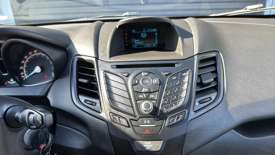 2016 Ford Fiesta - Image 17 of 20