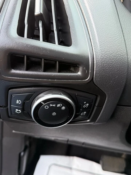 2016 Ford Focus 3rd Gen - Image 18 of 18