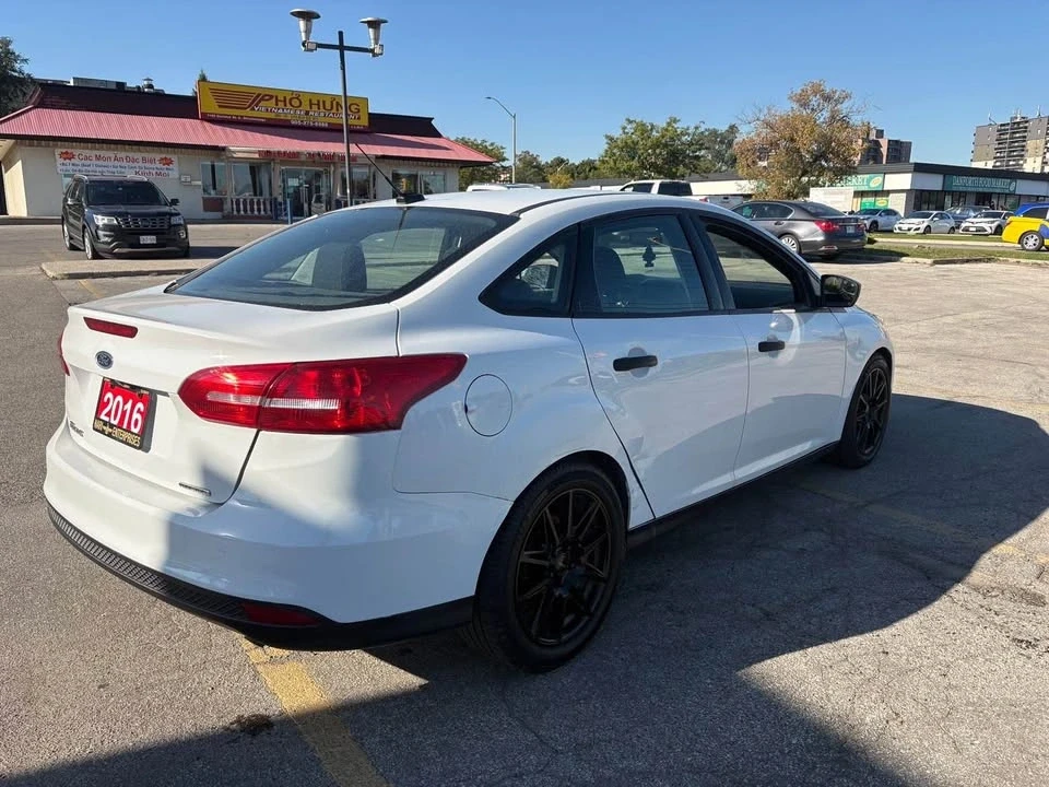 2016 Ford Focus 3rd Gen - Image 8 of 11