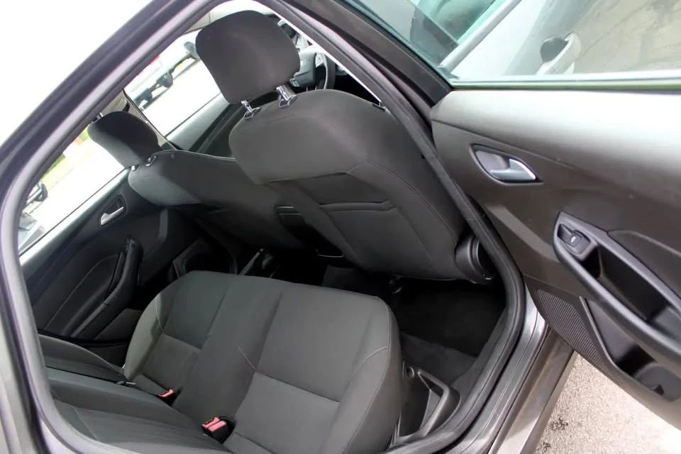 2016 Ford Focus 3rd Gen - Image 10 of 19