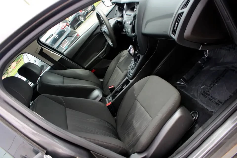 2016 Ford Focus 3rd Gen - Image 9 of 19