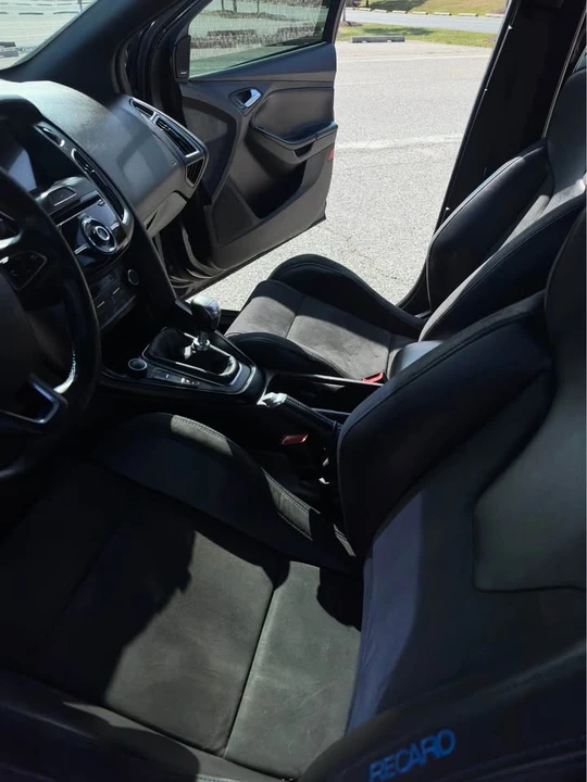 2016 Ford Focus RS 3rd Gen - Image 9 of 11