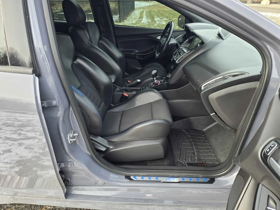 2016 Ford Focus RS 3rd Gen - Image 7 of 15
