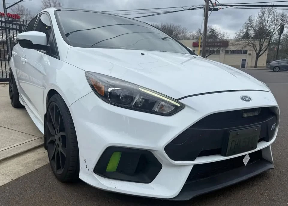 2016 Ford Focus RS 3rd Gen - Image 2 of 15