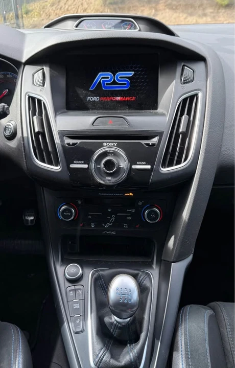 2016 Ford Focus RS 3rd Gen - Image 9 of 14