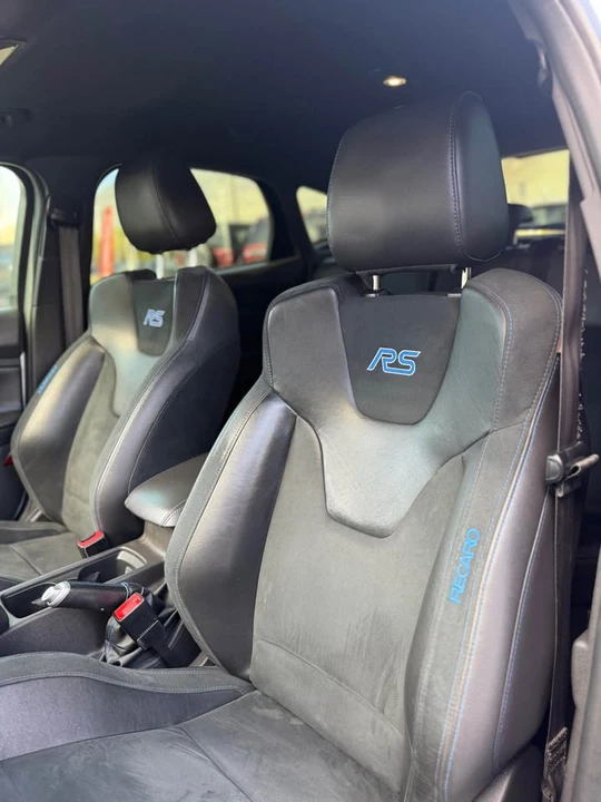 2016 Ford Focus RS 3rd Gen - Image 9 of 18