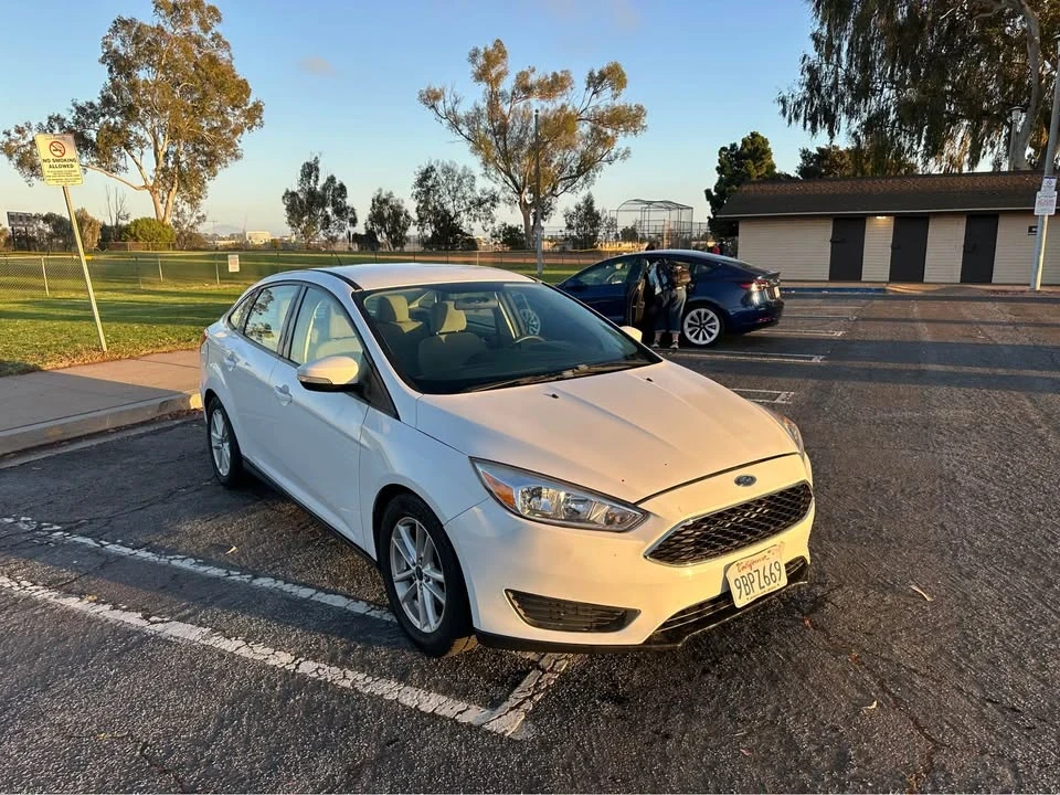 2016 Ford Focus 3rd Gen - Image 2 of 9
