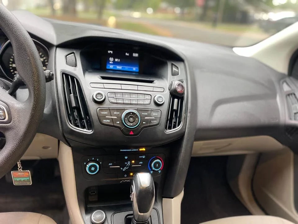 2016 Ford Focus 3rd Gen - Image 9 of 11