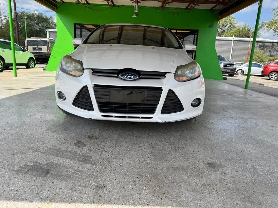 2016 Ford Focus 3rd Gen - Image 2 of 9