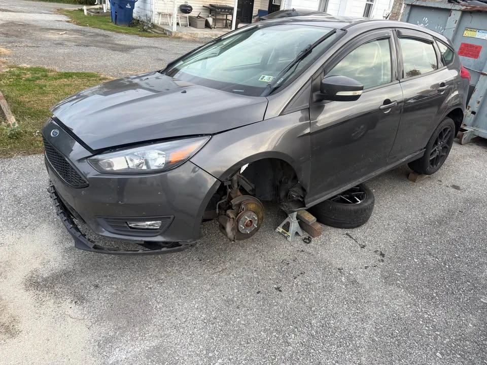 2016 Ford Focus 3rd Gen - Image 2 of 7