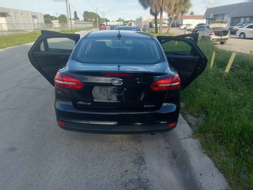 2016 Ford Focus 3rd Gen - Image 4 of 10