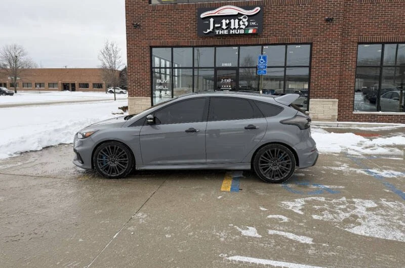 2016 Ford Focus RS 3rd Gen - Image 5 of 15