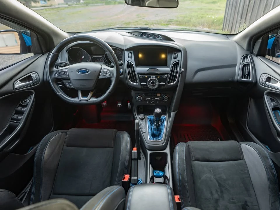 2016 Ford Focus RS 3rd Gen - Image 14 of 20