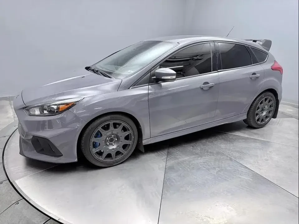 2016 Ford Focus RS 3rd Gen - Image 2 of 17