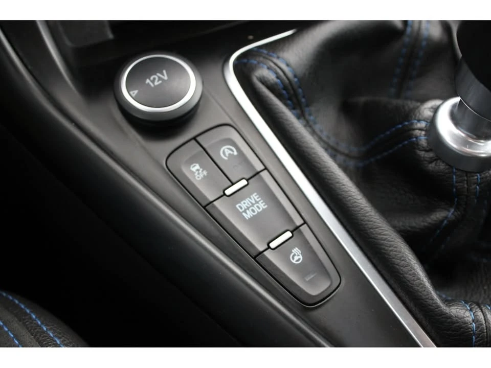 2016 Ford Focus RS 3rd Gen - Image 8 of 17