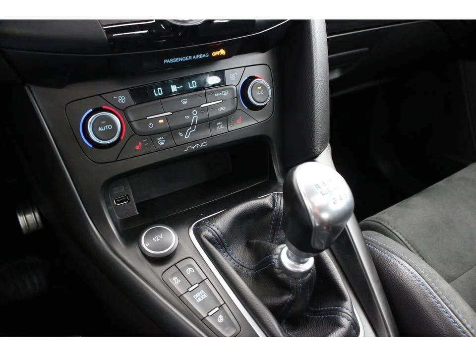 2016 Ford Focus RS 3rd Gen - Image 7 of 17