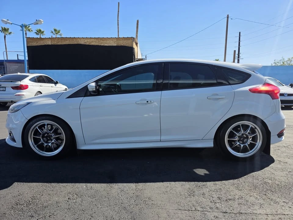 2016 Ford Focus ST 3rd Gen - Image 5 of 19