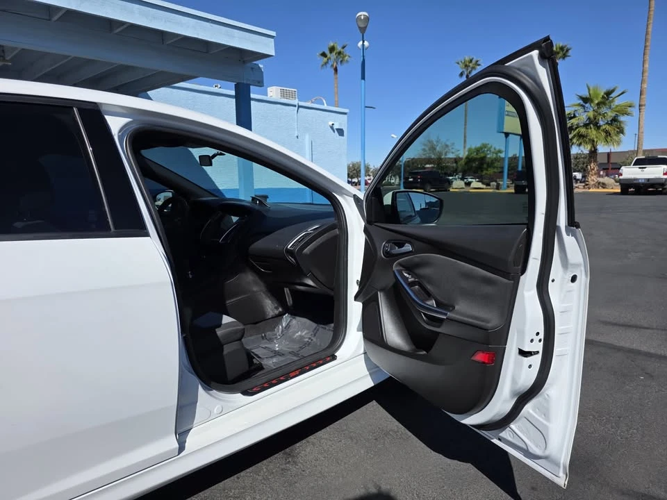 2016 Ford Focus ST 3rd Gen - Image 14 of 19