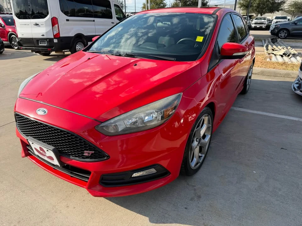 2016 Ford Focus ST 3rd Gen - Image 3 of 15