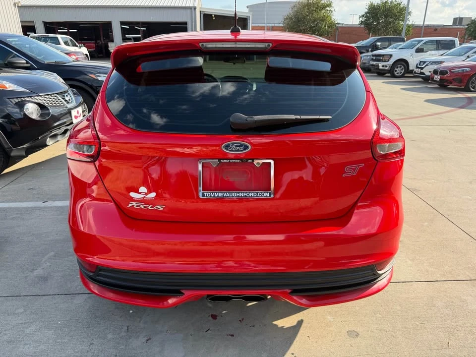 2016 Ford Focus ST 3rd Gen - Image 5 of 15