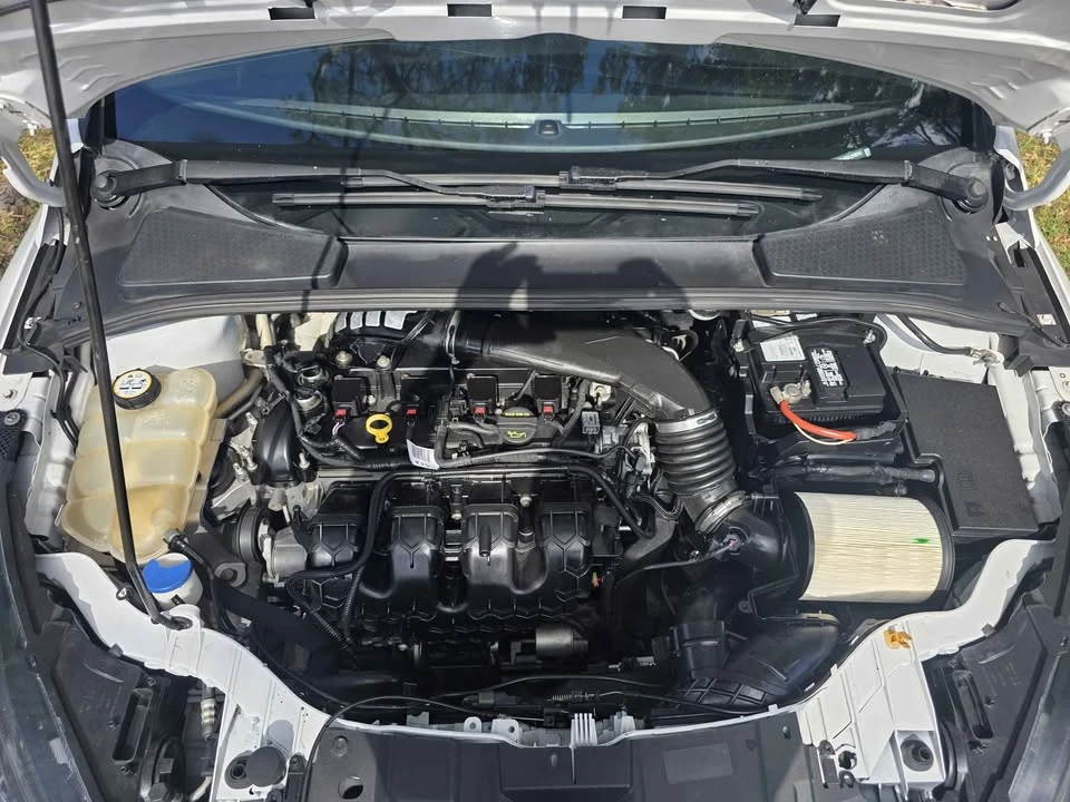 2016 Ford Focus 3rd Gen - Image 9 of 16