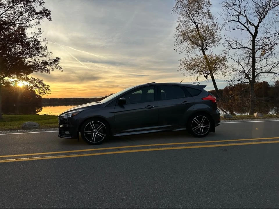 2016 Ford Focus 3rd Gen - Image 2 of 15