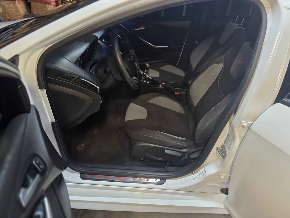 2016 Ford Focus 3rd Gen - Image 14 of 16