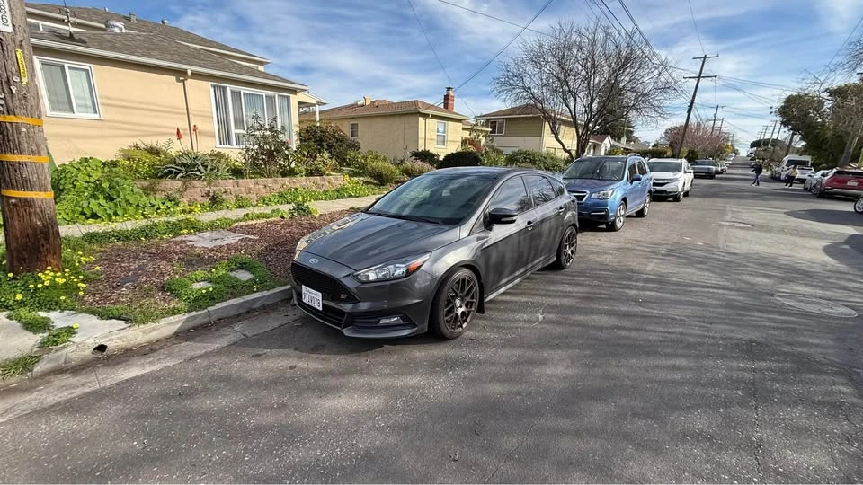 2016 Ford Focus 3rd Gen - Image 2 of 10