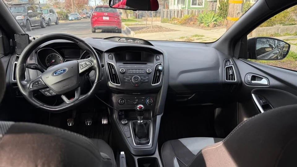 2016 Ford Focus 3rd Gen - Image 8 of 10