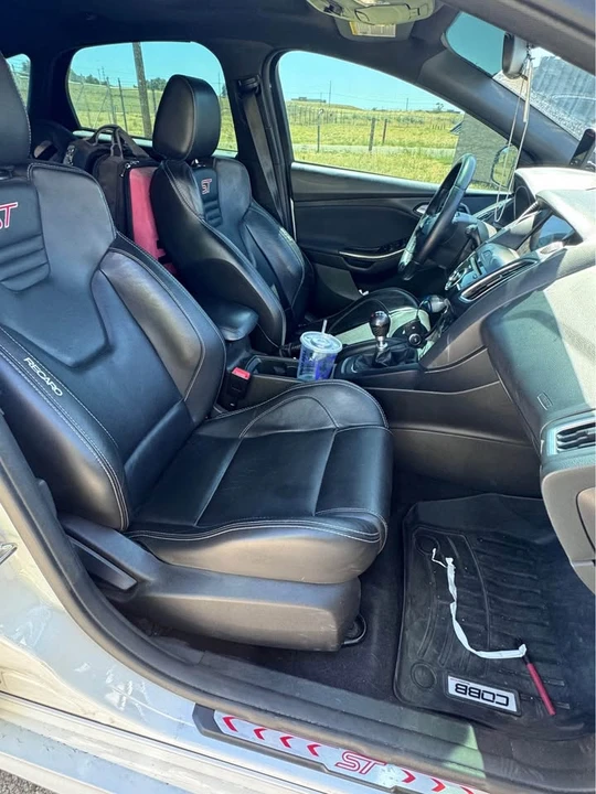 2016 Ford Focus ST 3rd Gen - Image 5 of 6