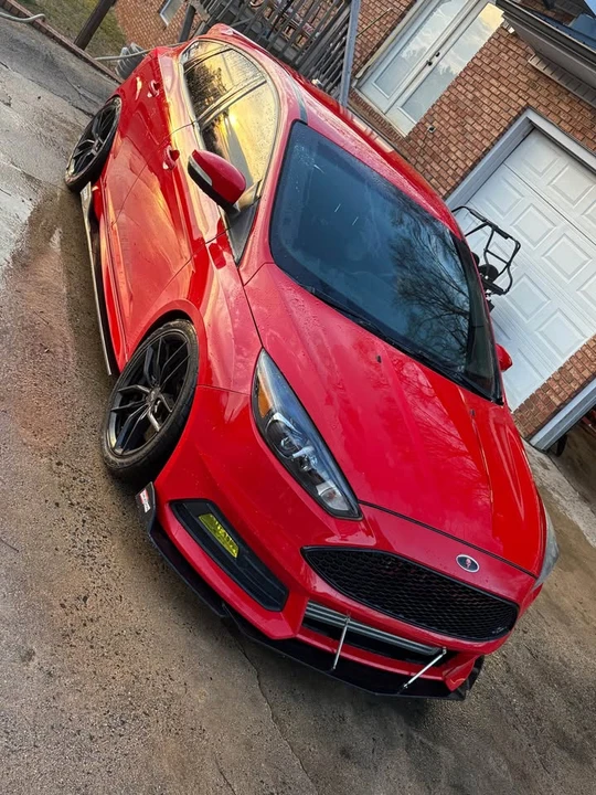 2016 Ford Focus ST 3rd Gen - Image 2 of 8