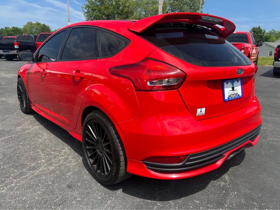 2016 Ford Focus ST 3rd Gen - Image 5 of 19
