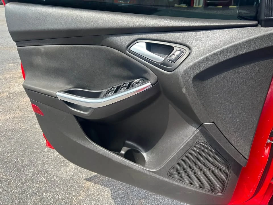 2016 Ford Focus ST 3rd Gen - Image 16 of 19