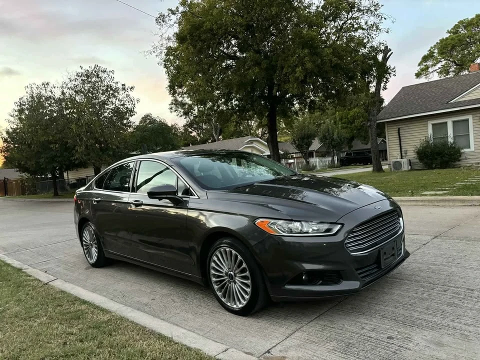 2016 Ford Fusion 2nd Gen - Image 2 of 14