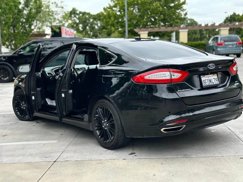 2016 Ford Fusion 2nd Gen - Image 9 of 11