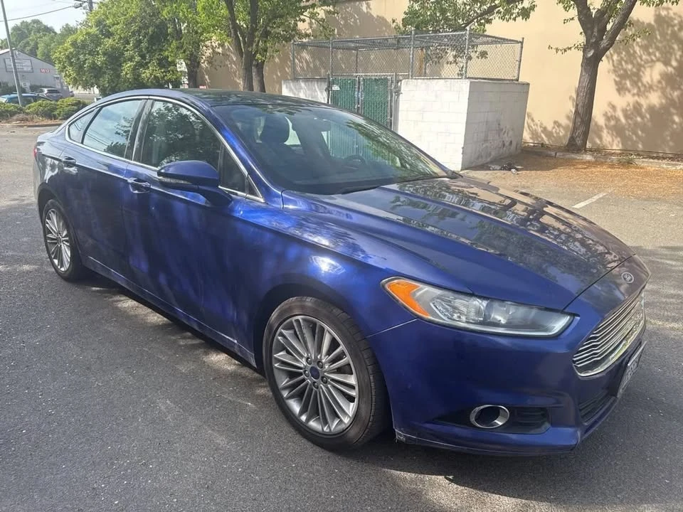 2016 Ford Fusion 2nd Gen - Image 2 of 11
