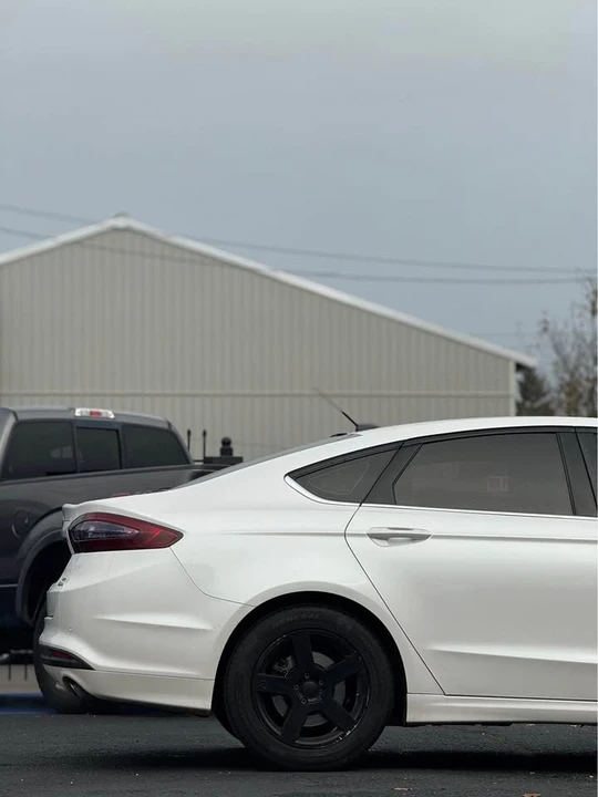 2016 Ford Fusion 2nd Gen - Image 17 of 19