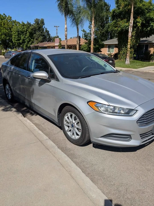 2016 Ford Fusion 2nd Gen - Image 2 of 12