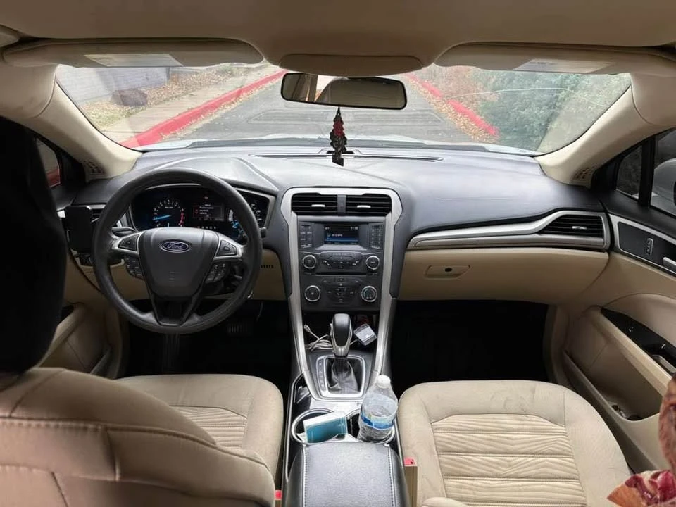 2016 Ford Fusion 2nd Gen - Image 9 of 11