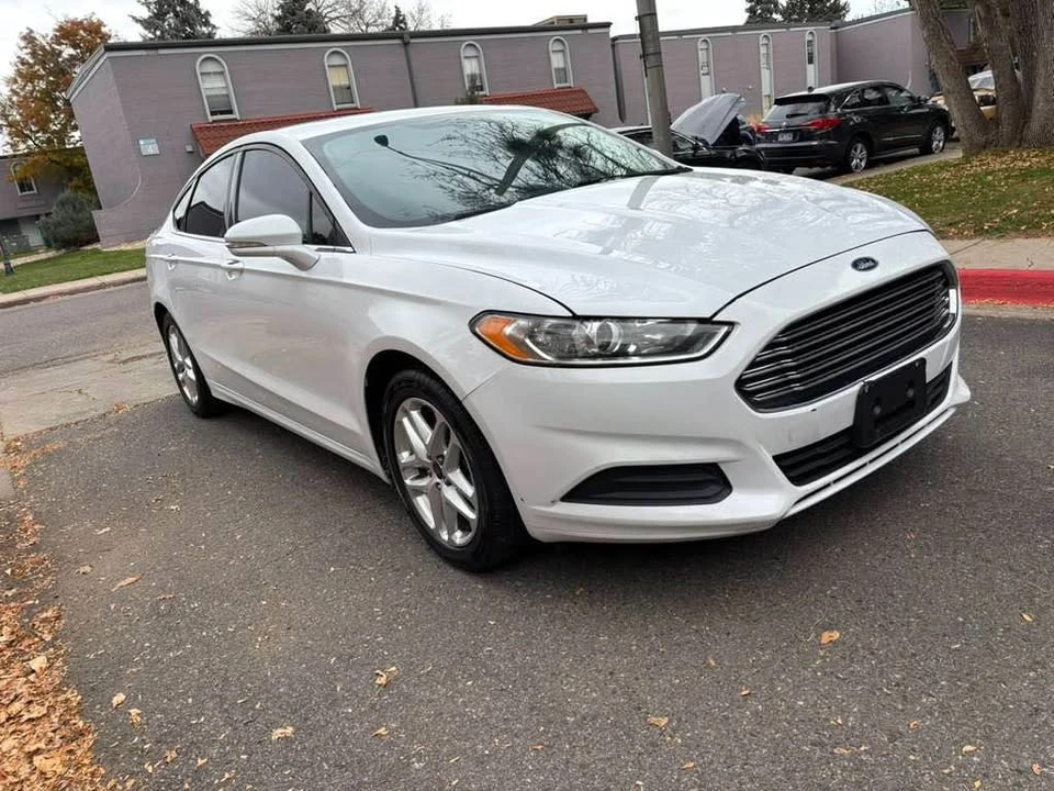 2016 Ford Fusion 2nd Gen - Image 2 of 11